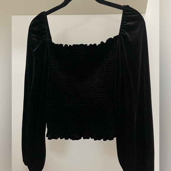 R.Vivimos Velvet Long Sleeve Crop Blouse - NWT! - Picture 5 of 7